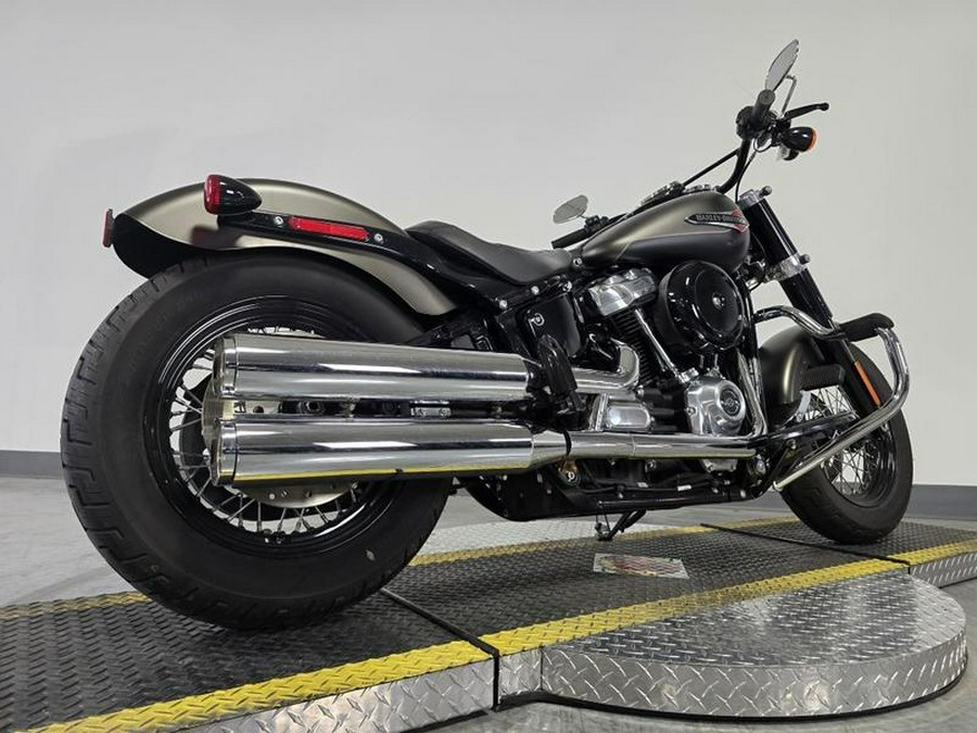 2021 Harley-Davidson® FLSL - Softail Slim®