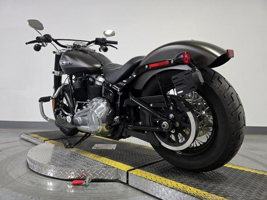 2021 Harley-Davidson® FLSL - Softail Slim®