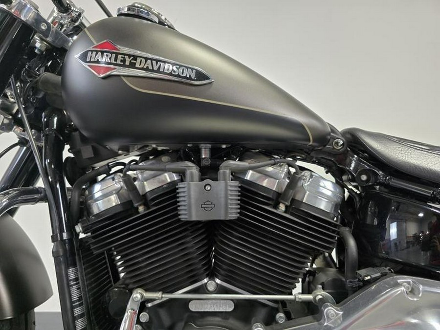 2021 Harley-Davidson® FLSL - Softail Slim®