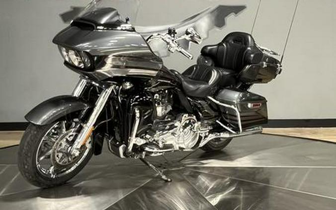 2016 Harley-Davidson® FLTRUSE - CVO™ Road Glide Ultra®