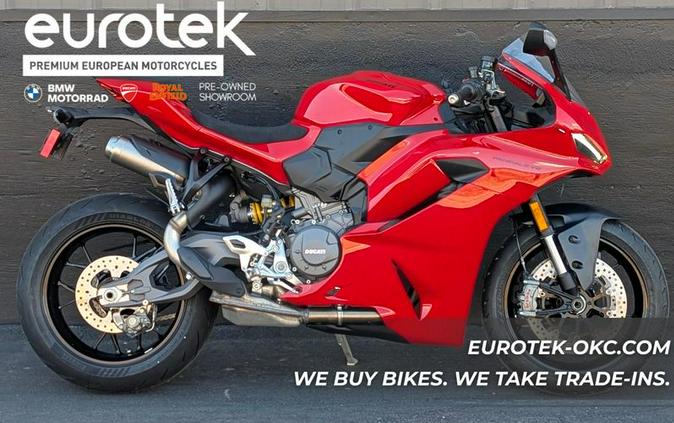 New 2027 DUCATI PANIGALE V2