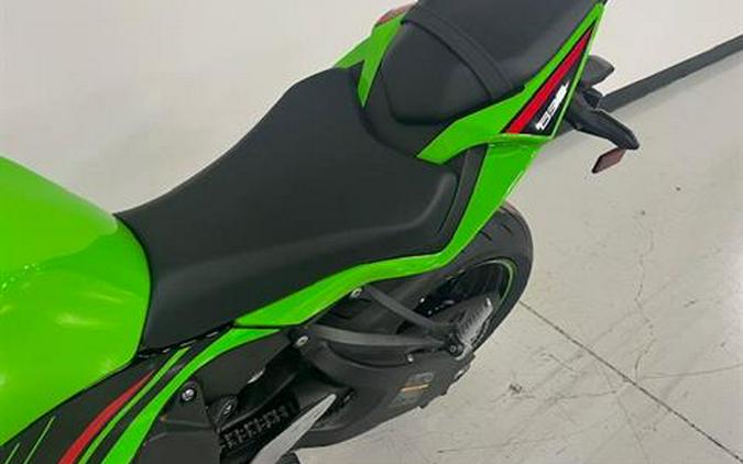 2024 Kawasaki Ninja ZX-6R KRT Edition