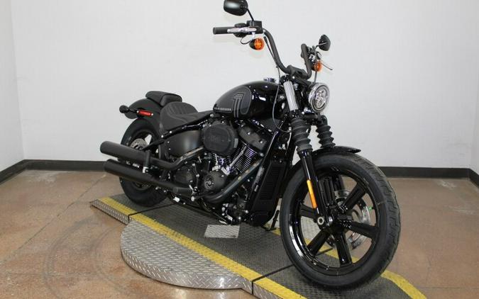 2024 Harley-Davidson Street Bob 114 Vivid Black