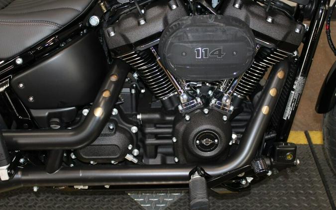 2024 Harley-Davidson Street Bob 114 Vivid Black