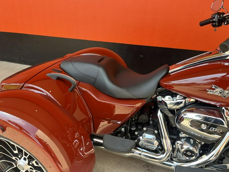 2024 Harley-Davidson® FLTRT - Road Glide® 3