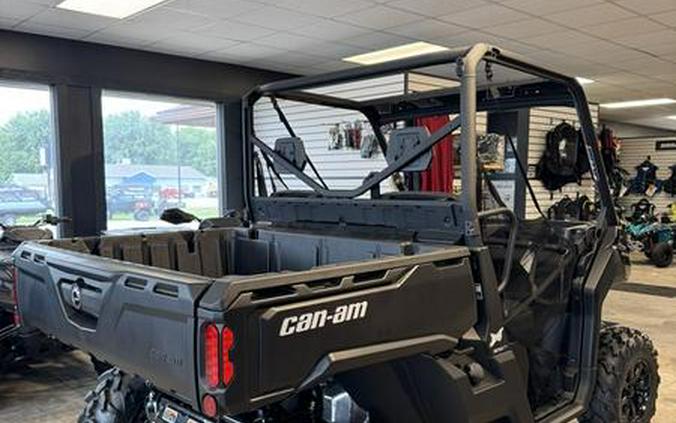 2025 Can-Am® Defender DPS HD10