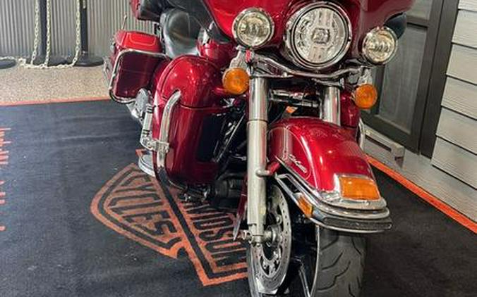 2013 Harley-Davidson® FLHTCU - Electra Glide® Ultra Classic®