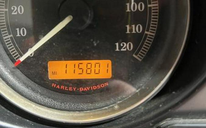 2013 Harley-Davidson® FLHTCU - Electra Glide® Ultra Classic®