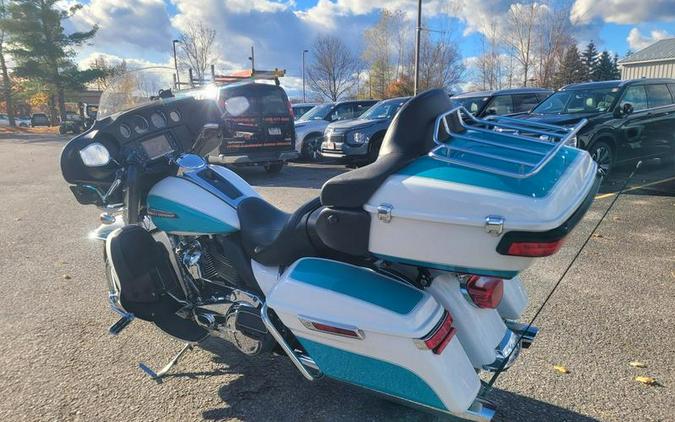 2017 Harley-Davidson® FLHTCU - Electra Glide® Ultra Classic®