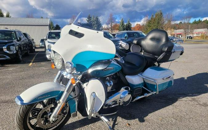 2017 Harley-Davidson® FLHTCU - Electra Glide® Ultra Classic®