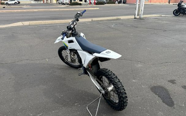 2025 Husqvarna Motorcycles TC 85 19/16