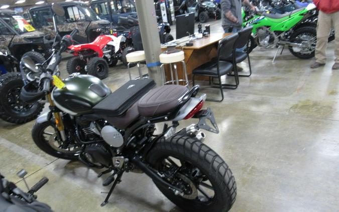 2025 Triumph Scrambler 400 X Matte Khaki Green / Fusion White