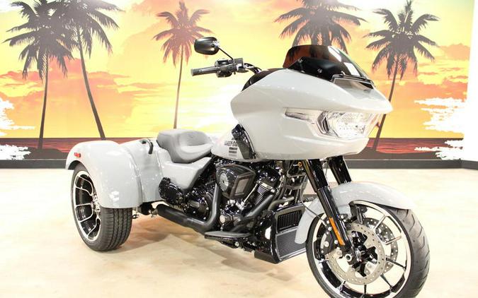 2026 Harley-Davidson® FLTRT - Road Glide® 3
