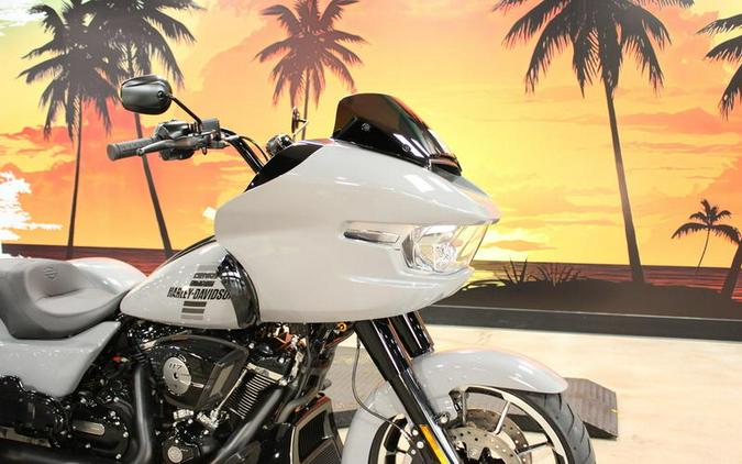 2026 Harley-Davidson® FLTRT - Road Glide® 3