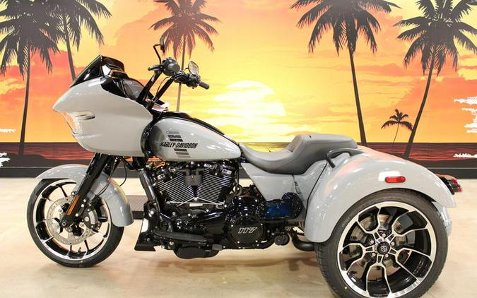 2026 Harley-Davidson® FLTRT - Road Glide® 3