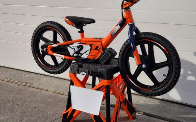2026 Stacyc KTM Replica 16eDrive