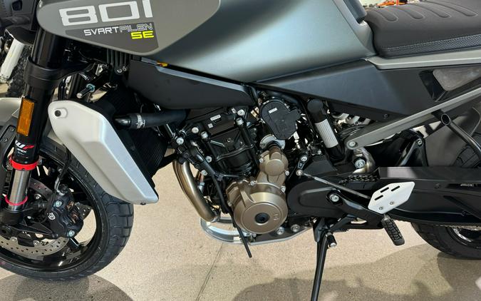 2027 Husqvarna Svartpilen 801 SE