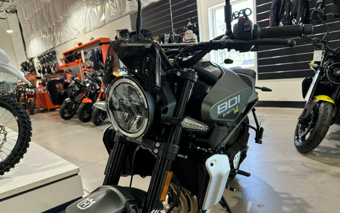 2027 Husqvarna Svartpilen 801 SE