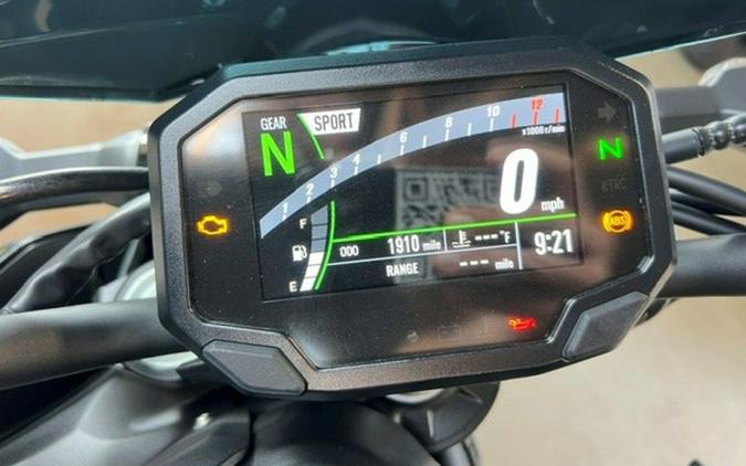 2024 Kawasaki Z900 ABS Metallic Spark Black/Metallic Matte Dark
