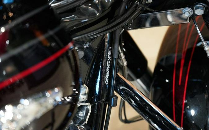 2011 Harley-Davidson Street Glide FLHXSE2 - CVO