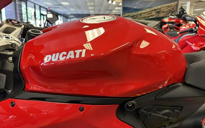 2014 Ducati Superbike 1199 Panigale