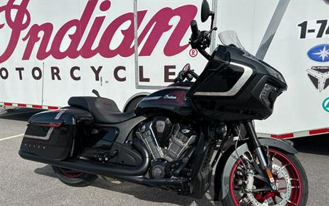 2024 Indian Motorcycle Challenger® Elite