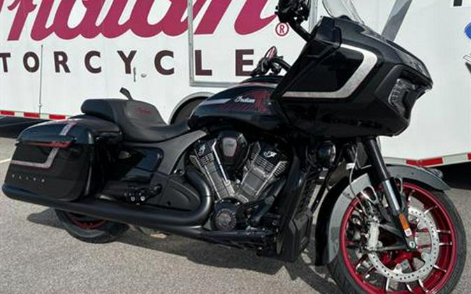 2024 Indian Motorcycle Challenger® Elite