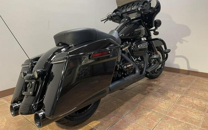 2018 Harley-Davidson® FLHXS - Street Glide® Special