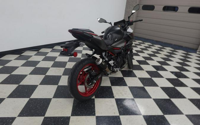 2025 Kawasaki Z500 SE ABS