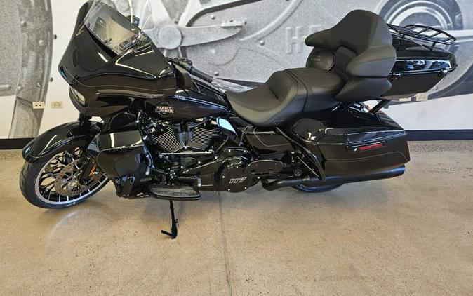 2026 Street Glide Limited FLHXL