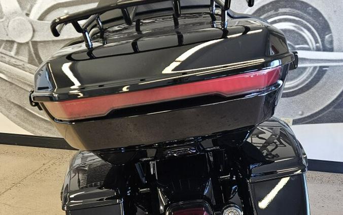 2026 Street Glide Limited FLHXL