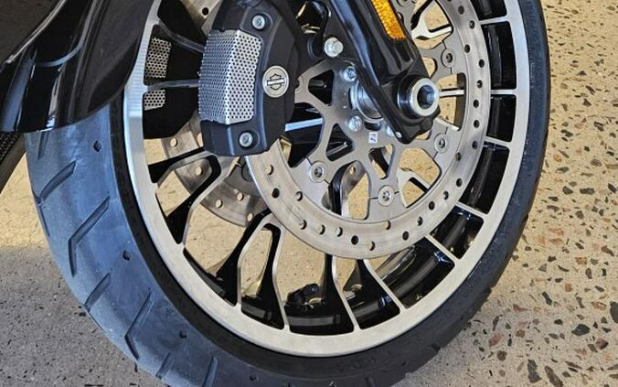 2026 Street Glide Limited FLHXL