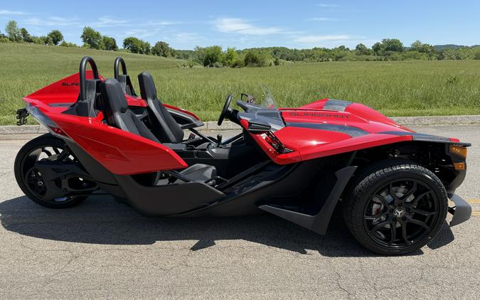 2026 Polaris Slingshot® S Manual