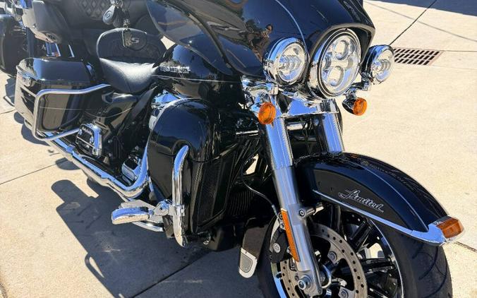 2017 Harley-Davidson Ultra Limited FLHTK