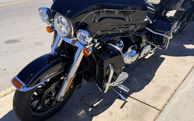 2017 Harley-Davidson Ultra Limited FLHTK