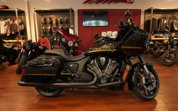 2026 Indian Motorcycle® Challenger® Dark Horse® 112 Black Crystal w/Black Metallic & Championship G