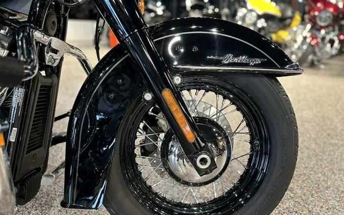 2020 Harley-Davidson FLHCS - Heritage Classic 114