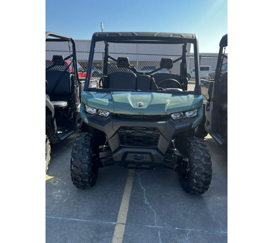 2026 Can-Am Defender HD7