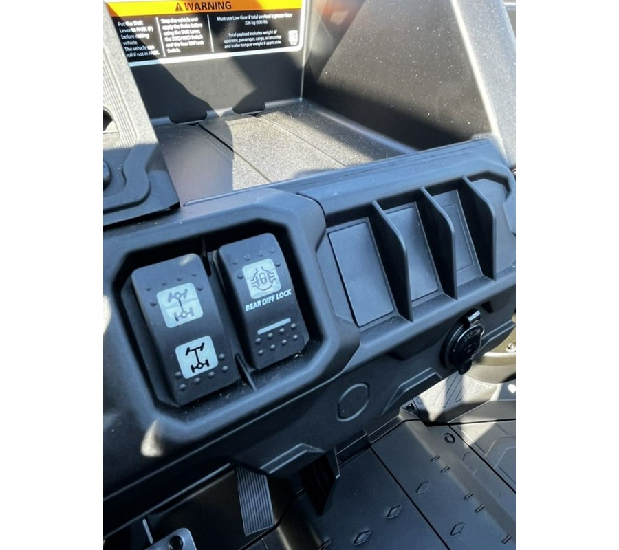 2026 Can-Am Defender HD7