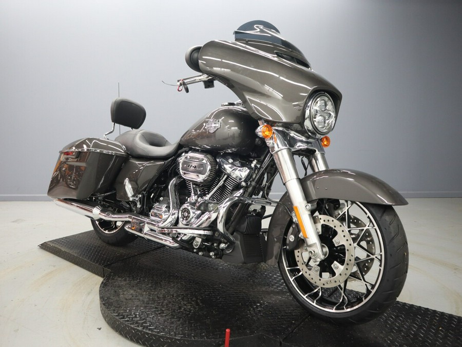 2023 Harley-Davidson Street Glide Special