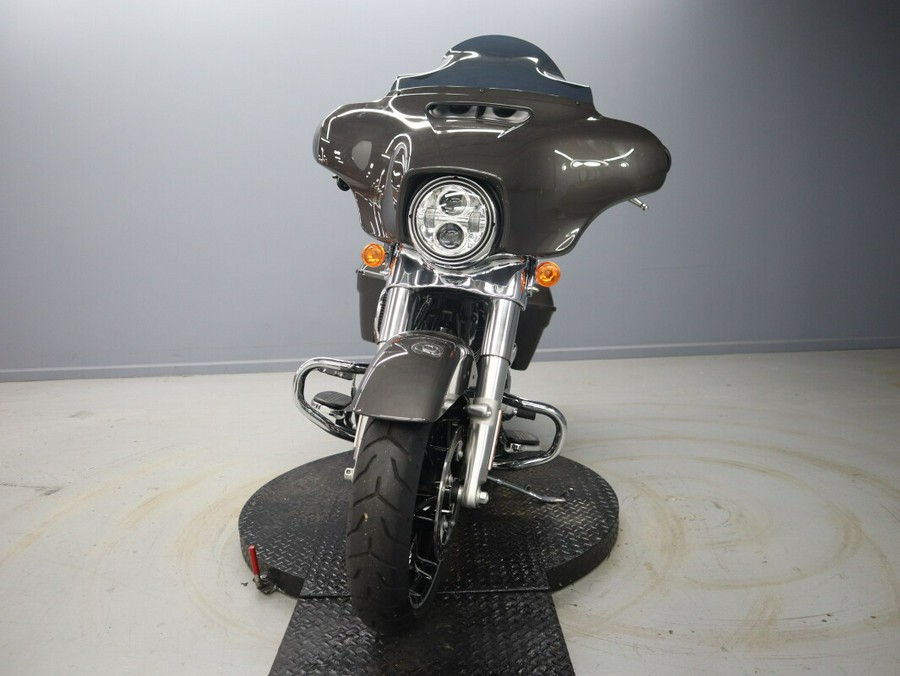 2023 Harley-Davidson Street Glide Special