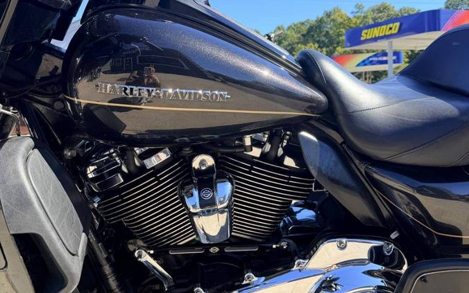 2017 Harley-Davidson Ultra Limited FLHTK