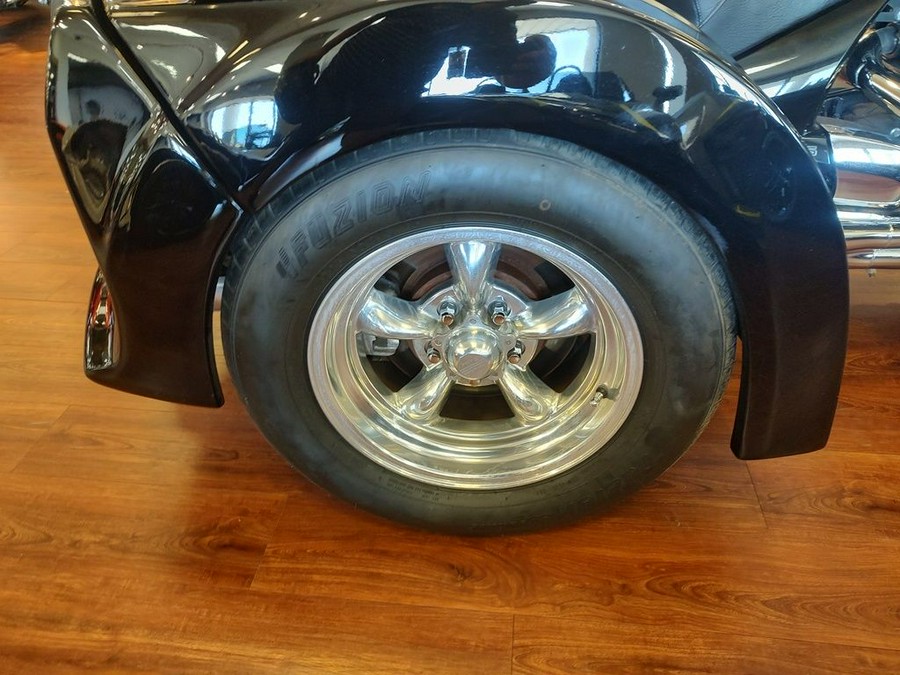 2013 Victory Motorcycles® Cross Country® Tour Gloss Black