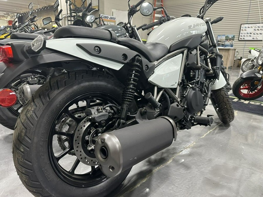 2024 Kawasaki Eliminator® ABS Pearl Robotic White