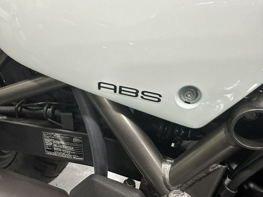2024 Kawasaki Eliminator® ABS Pearl Robotic White