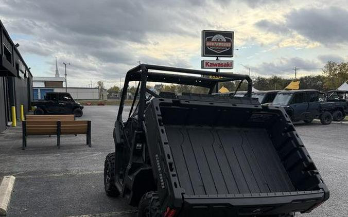 2026 Can-Am® Defender HD7