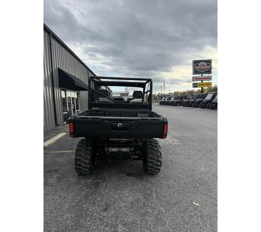 2026 Can-Am® Defender HD7
