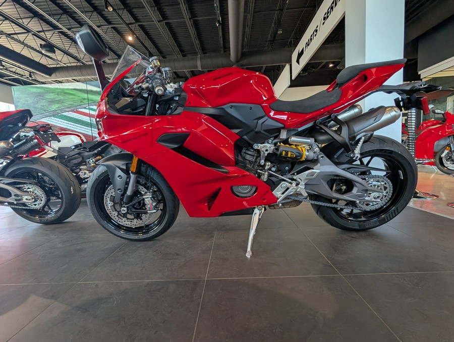 2026 Ducati Panigale V2