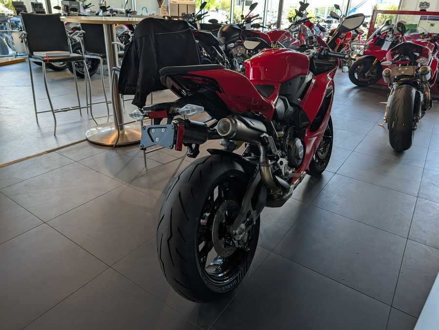 2026 Ducati Panigale V2