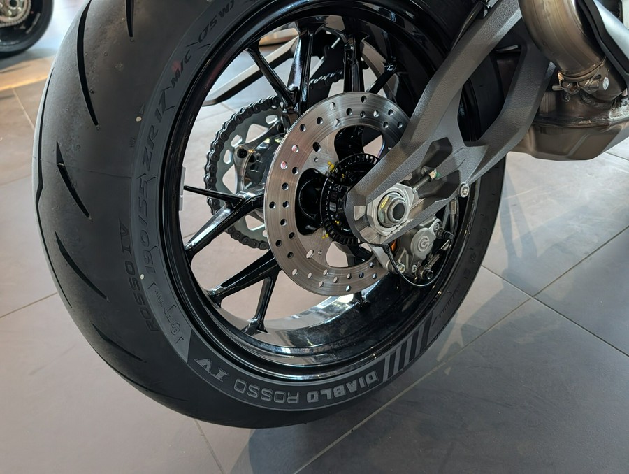 2026 Ducati Panigale V2